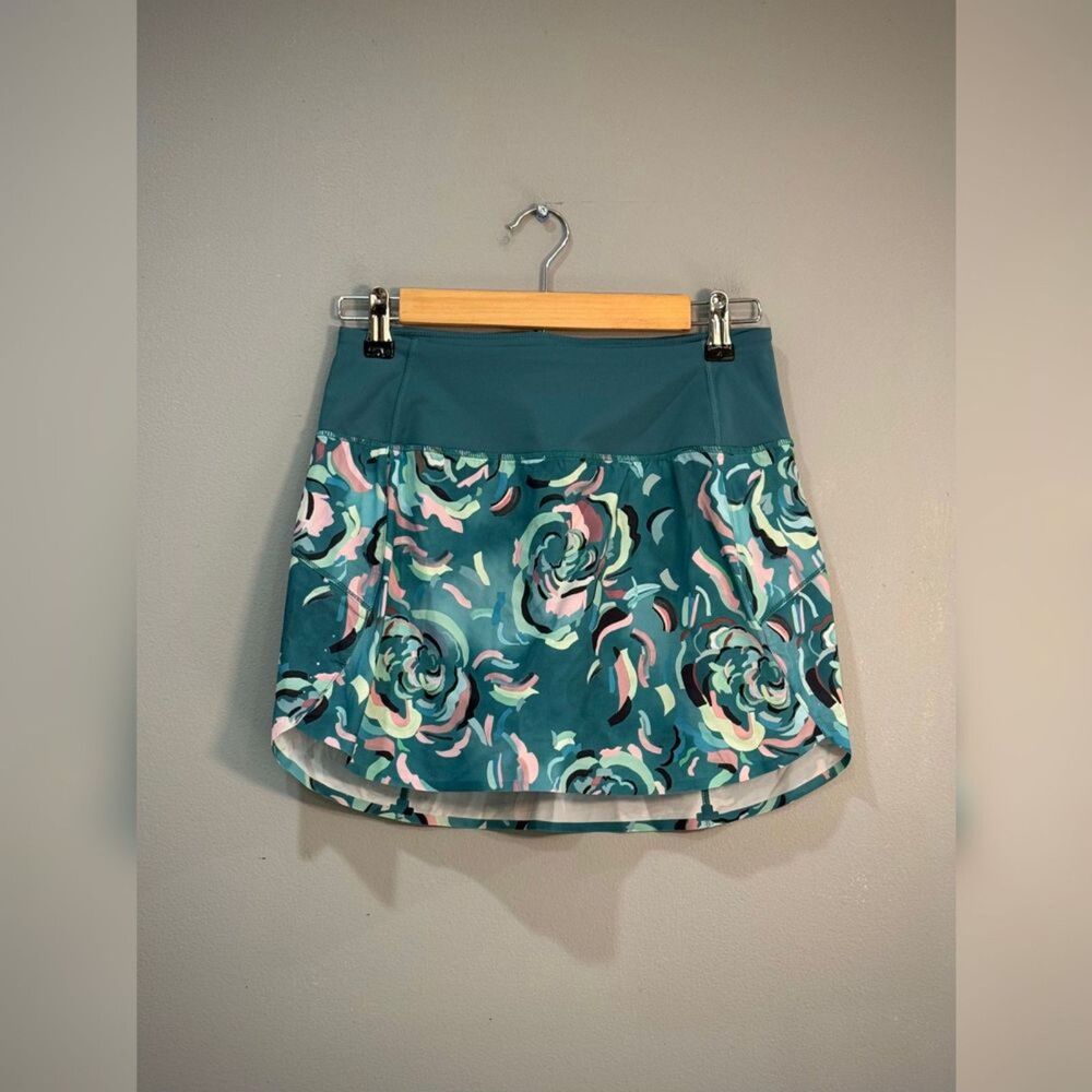 Green Athleta 14" Run With It Skort Size XS Like New